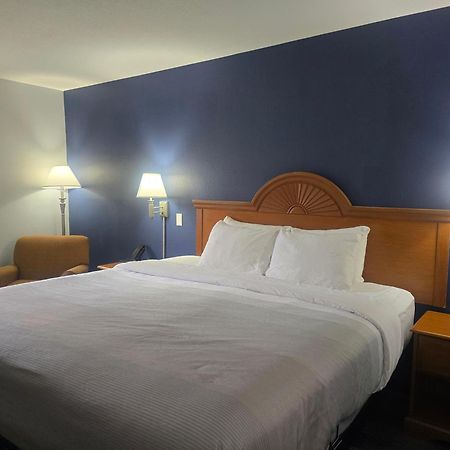 Quality Inn Dublin I-81 Екстер'єр фото