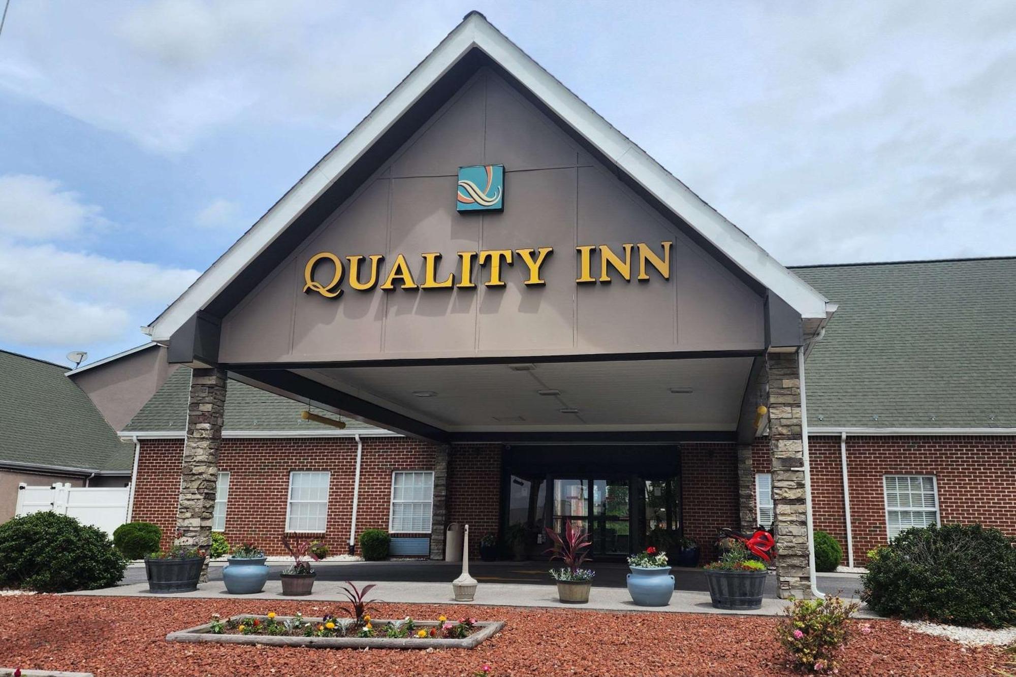 Quality Inn Dublin I-81 Екстер'єр фото