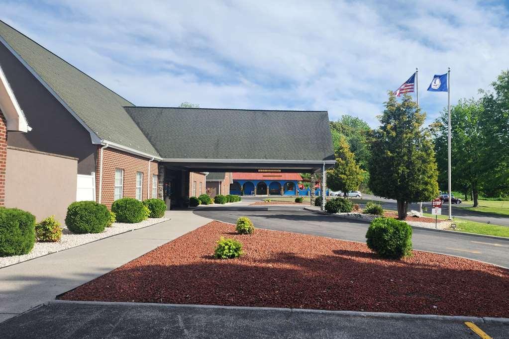 Quality Inn Dublin I-81 Екстер'єр фото