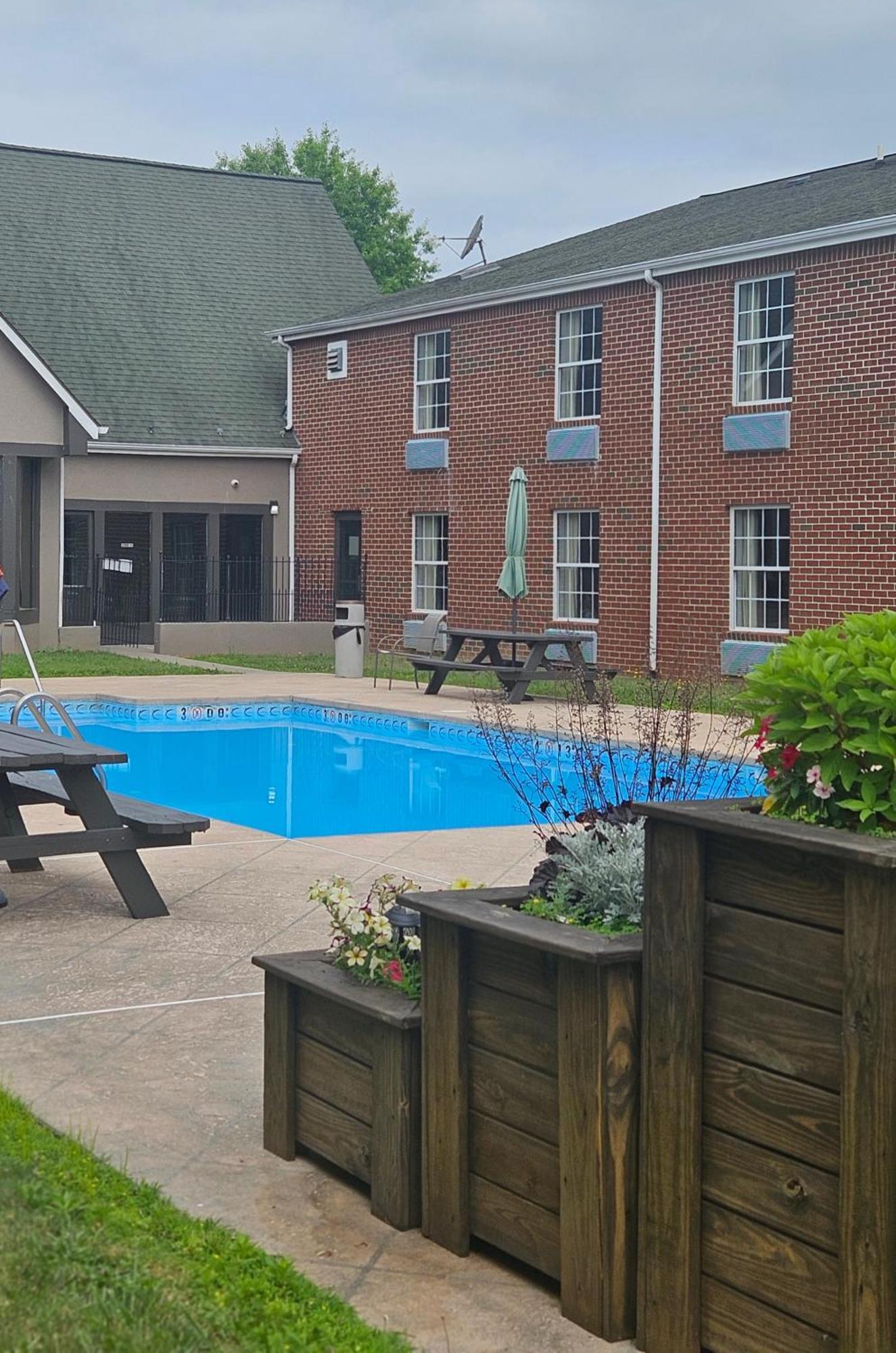 Quality Inn Dublin I-81 Екстер'єр фото